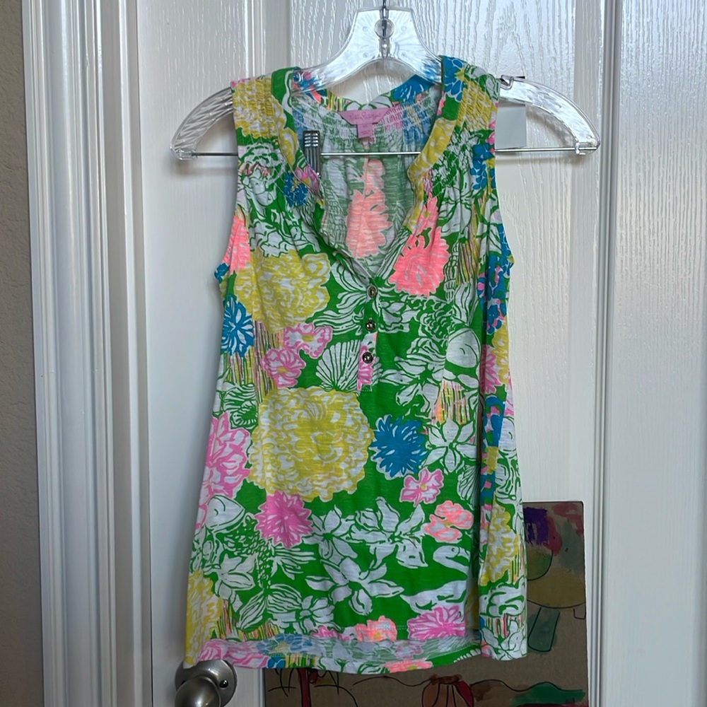 Lilly Pulitzer floral tank size XS